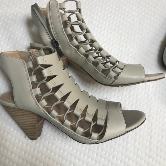Vince Camuto Heels - Picture 1 of 4